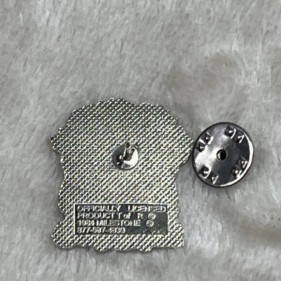 Vintage 1984 Longaberger Basket Tournament of Roses Pin Enamel Red Pink - Picture 3 of 3